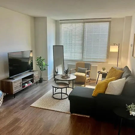 Appartement Comfy Getaway By Dc,Metro,Airport à Arlington Extérieur photo