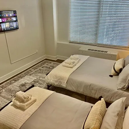 Appartement Comfy Getaway By Dc,Metro,Airport à Arlington Extérieur photo